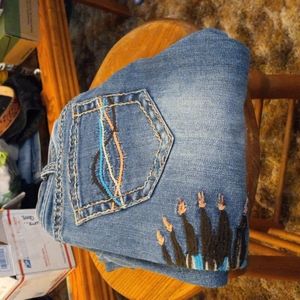 Cowgirl Tuff jeans size 26x35 Dreamcatcher